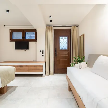 Mpikas Holidays Иериссос