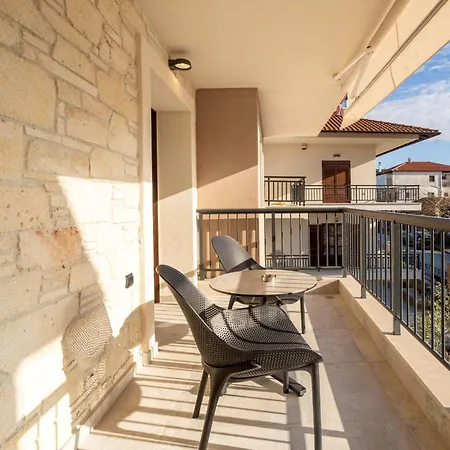 Mpikas Holidays Apartmanhotel